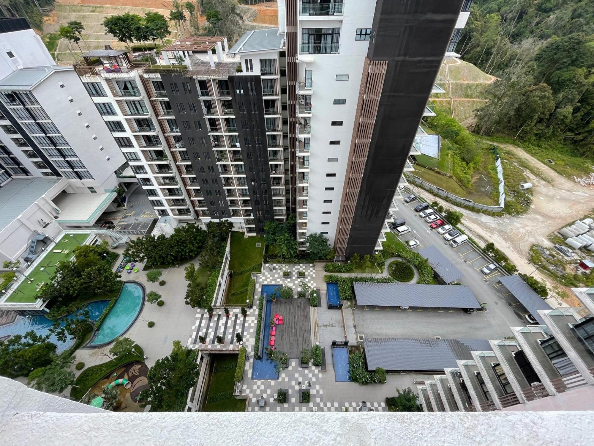 Midhill Apartment Genting 1507 By Aurorahomes Гентинг Хайлендс Екстериор снимка